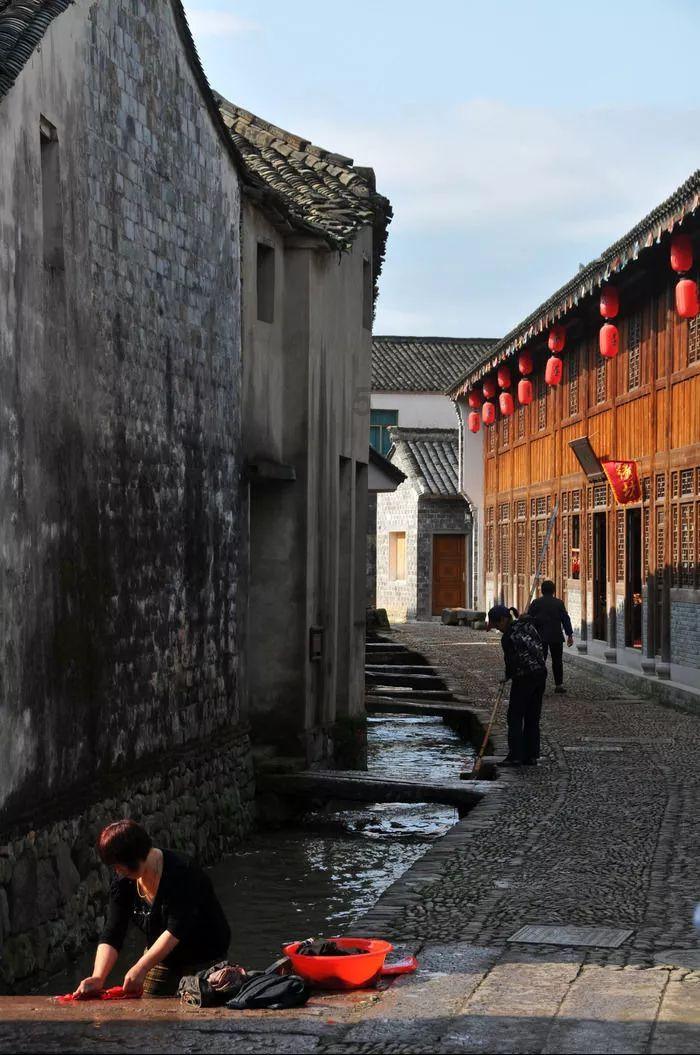 中国援桑给巴尔医疗队举行捐赠活动